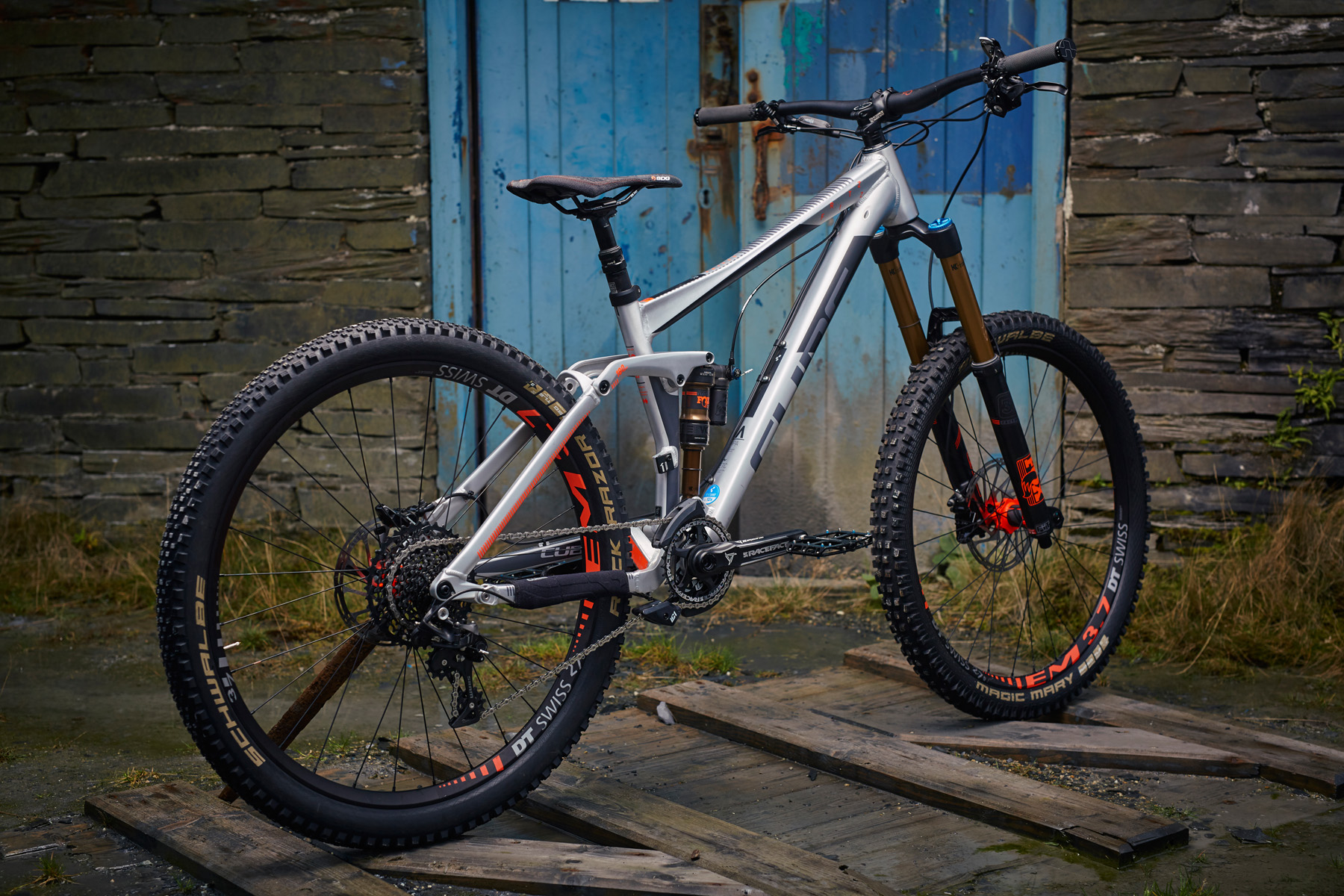 180mm enduro bikes