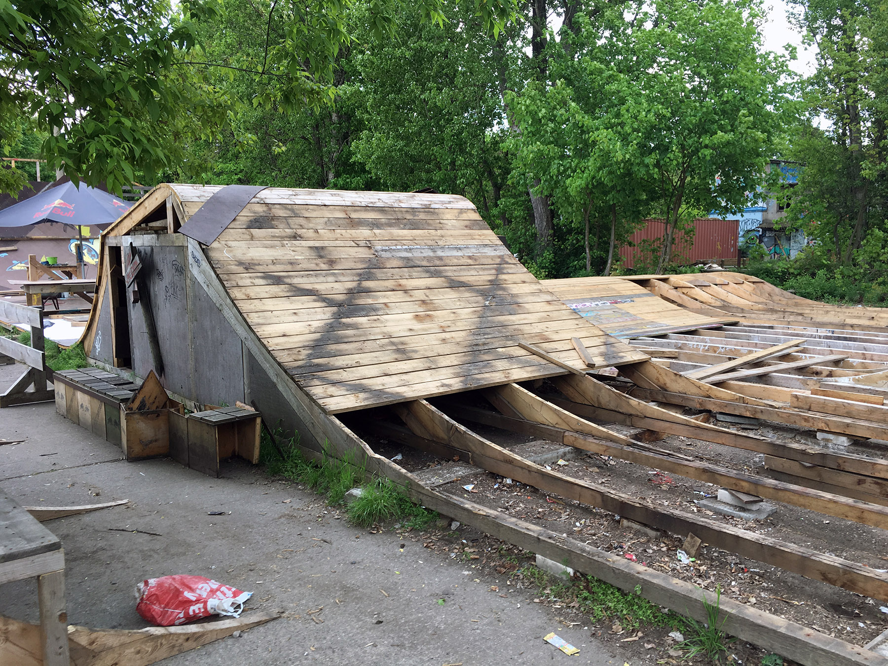 Die alte Jumpbox vor dem beliebten Step-up ist jetzt länger und hat außerdem eine erhöhte, abgerundete Landung bekommen