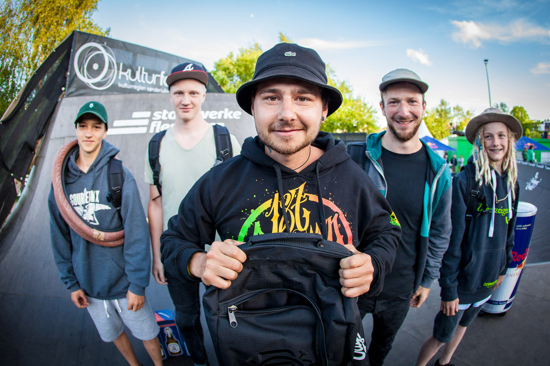 Eric Roehse (Mitte) ließ in der Amateurminirampklasse die Konkurrenz hinter sich (v.l.n.r.): Jan Bisanz (2.), Andre Lühmann (2.), Moritz Steinröder (4.) und Jan Lemke (5.)