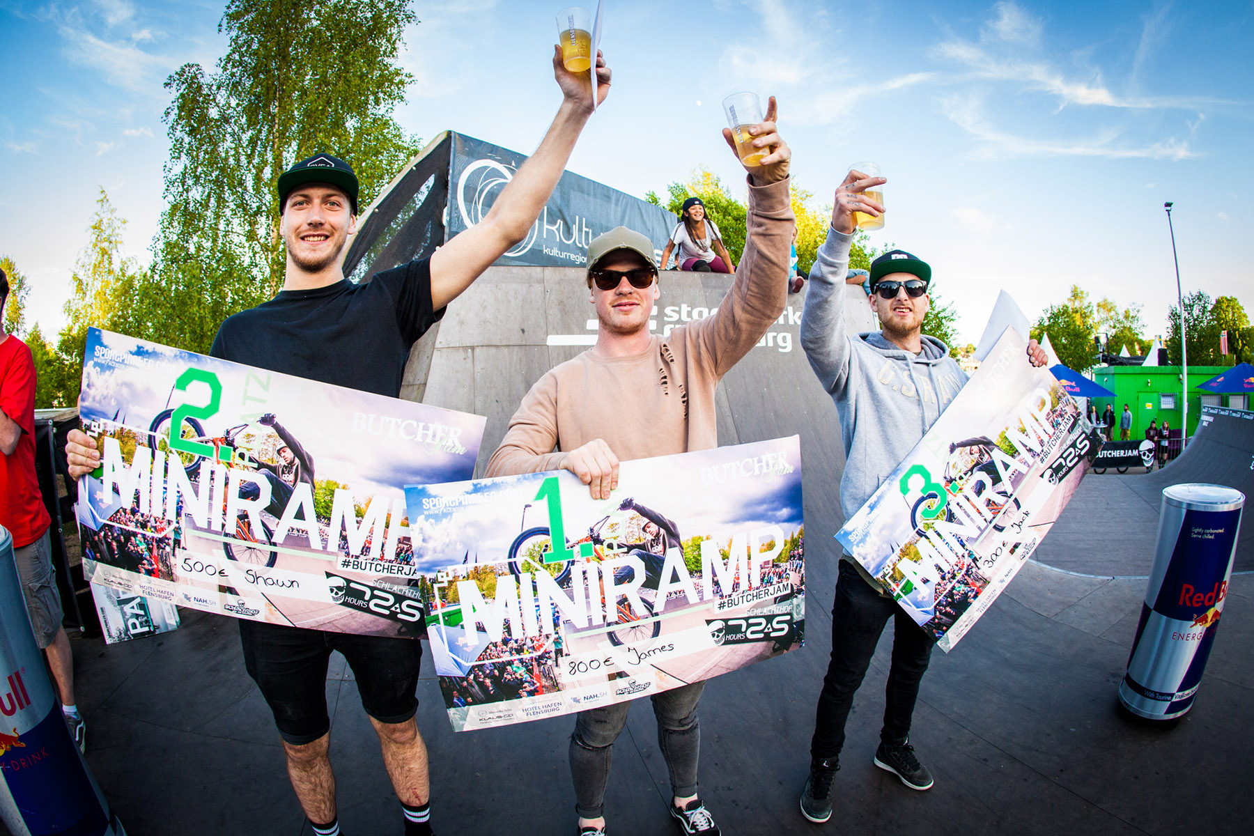 Das Siegertreppchen der Pro-Miniramp-Klasse teilte die britische Reisegruppe unter sich auf: Shawn Gornall (2.), James Jones (1.) und Jack Hobson (3.)