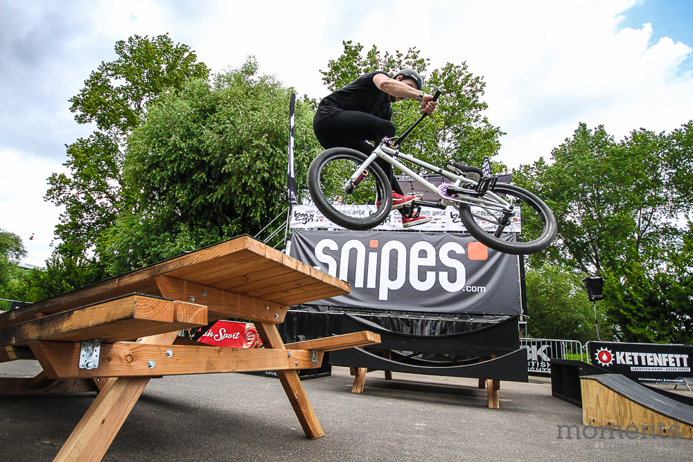 Wie bereits beim Butcher Jam ging Shaun Gornall aus Liverpool auch im Jugendpark gut ab: Feebs to Whip