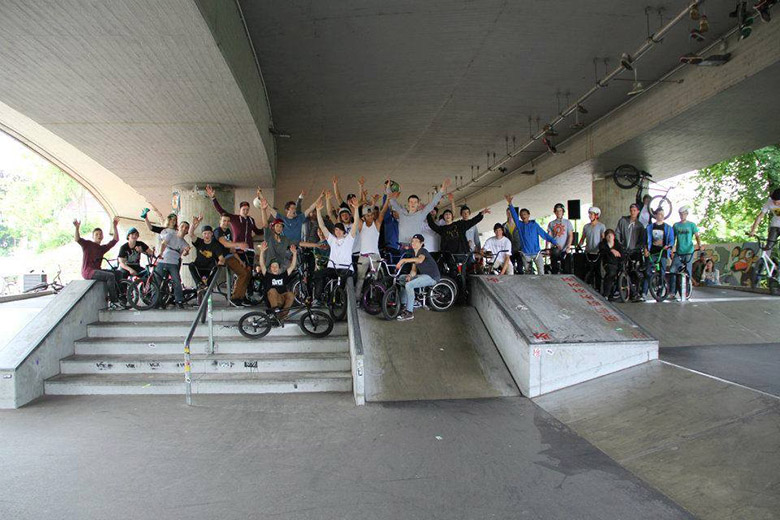 Die Teilnehmer des Brügglesjam 2016 in Schweinfurt