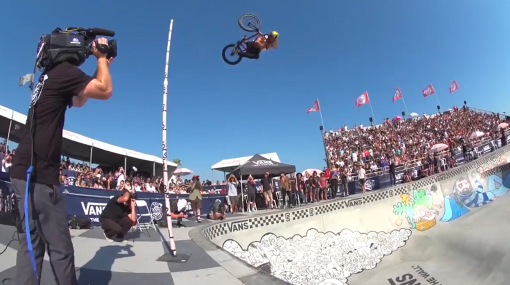 Das Highlightsvideo vom Vans BMX Pro Cup in Huntingt... Das Highlightsvideo vom Vans BMX Pro Cup in Huntingt...