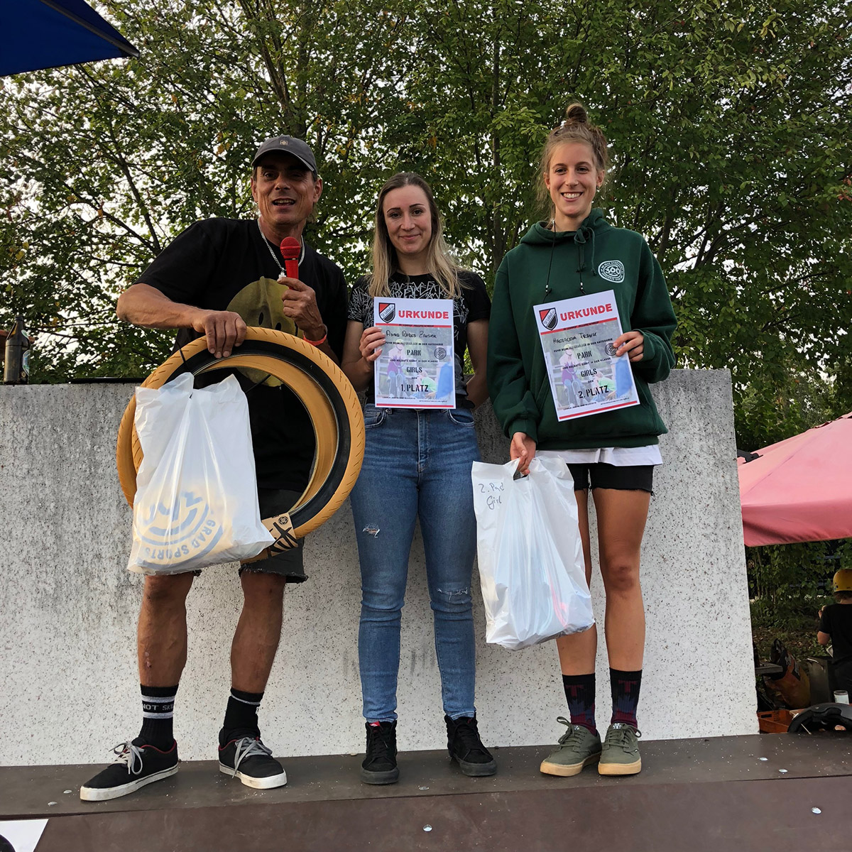 Die Gewinnerinnen des Girls-Contests beim 360 Grad Jam in Lohhof