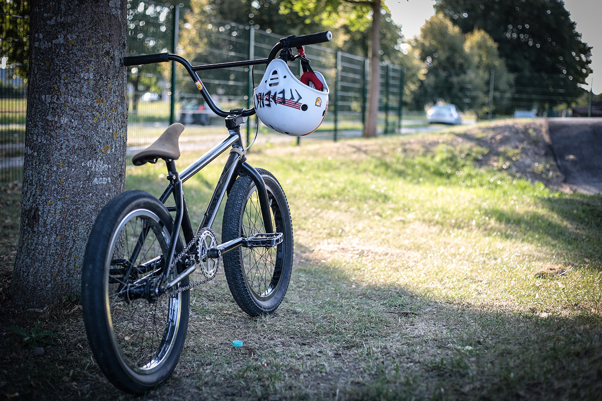 Benjamin Petsch Credence von S&M Bikes ist eine echte Bowl-, Park- und Trailsmaschine