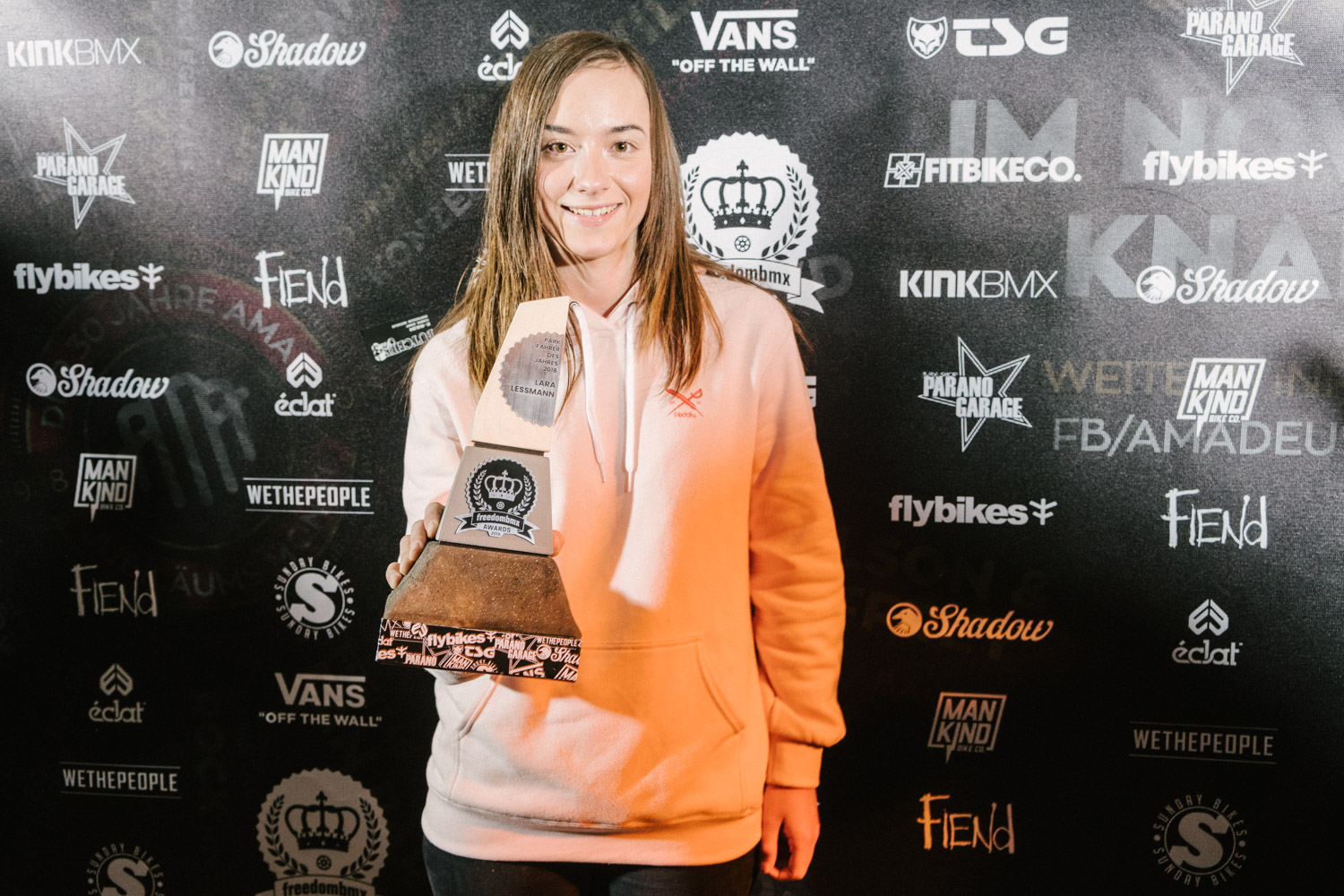 Hochverdient: Mit Lara Lessmann haben wir in diesem Jahr zum ersten Mal einen Award an eine Frau vergeben. Dass die gebürtige Flensburgerin in der Kategorie 