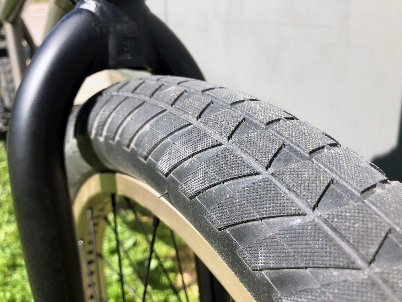Ruben Alcantara Signature Tire von Flybikes