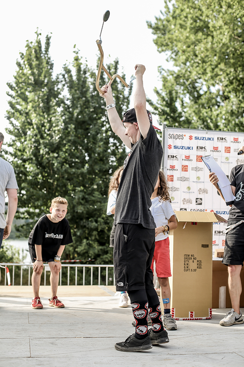 Jamie "Jaydogg" Fairbrother aus Großbritannien wurde in Köln zum sechsten Mal hintereinander Weltmeister im Fakie-Fahren