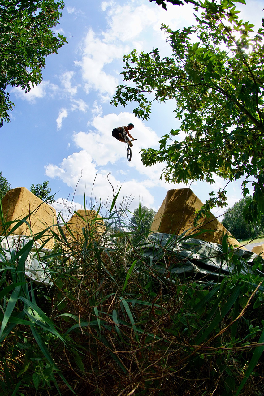 Michael Hanfler mit einem Motowhip am Ersten