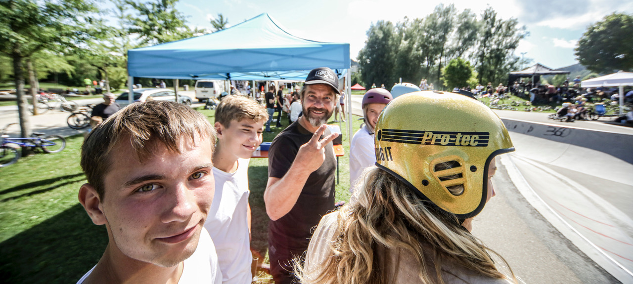 Vielen Dank an den Herren in der Mitte aka Alexander Grüber aka Andy für die Fotos vom BMX Männle 2019!