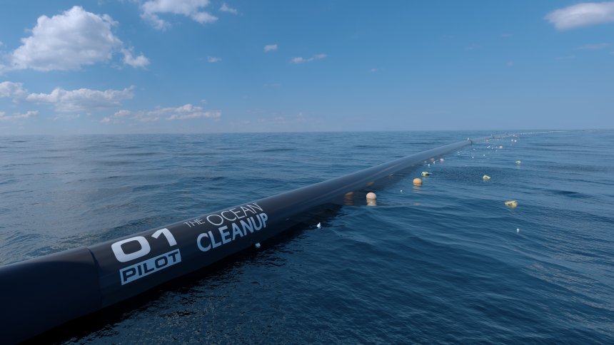 Luftgefüllte Barrieren aus Polyethylen fangen die Plastikteile auf. Credit: Erwin Zwart/The Ocean Cleanup