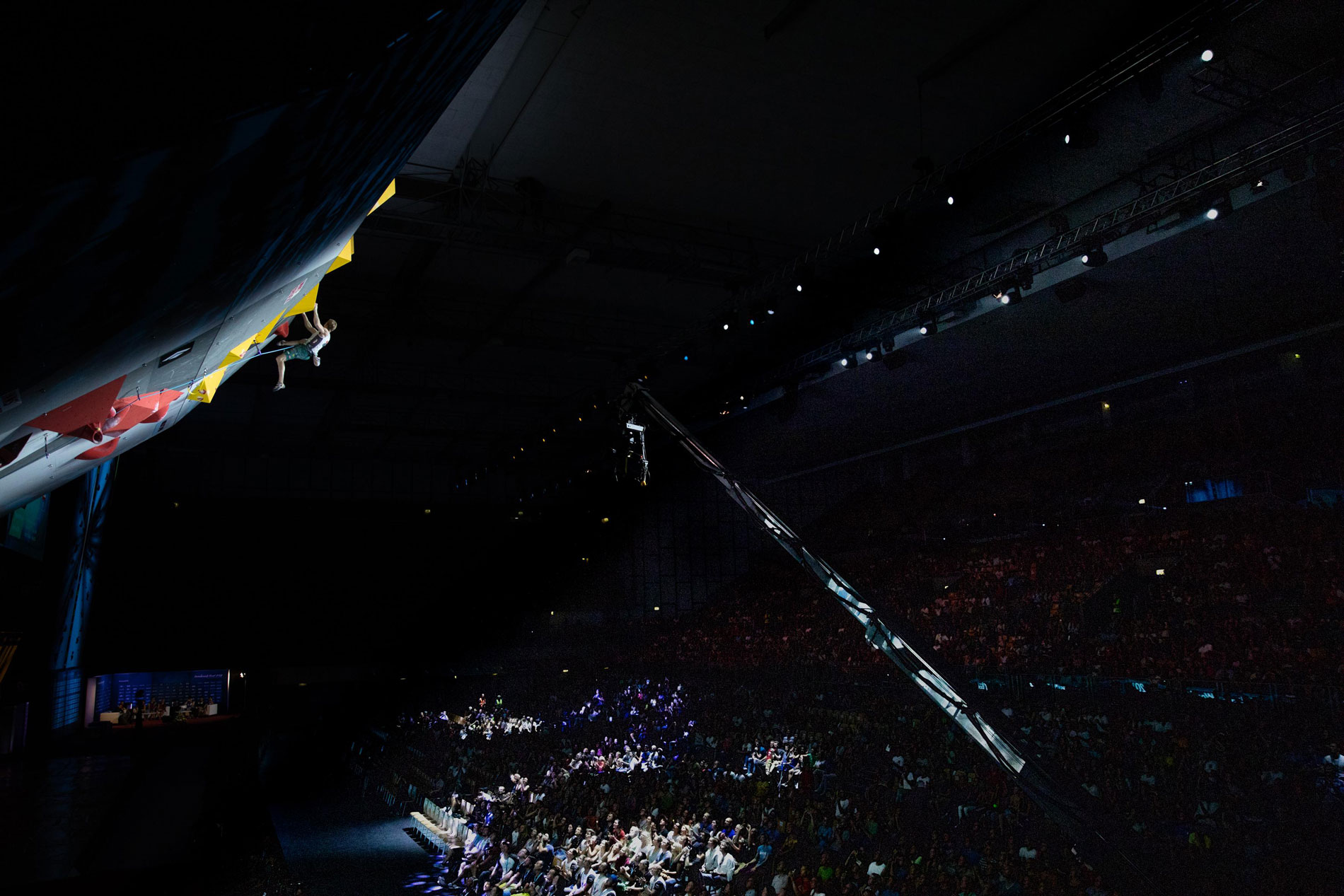 Jakob Schubert holt Gold bei den IFSC Climbing World Championships Innsbruck | Foto: Moritz Liebhaber / KVOE