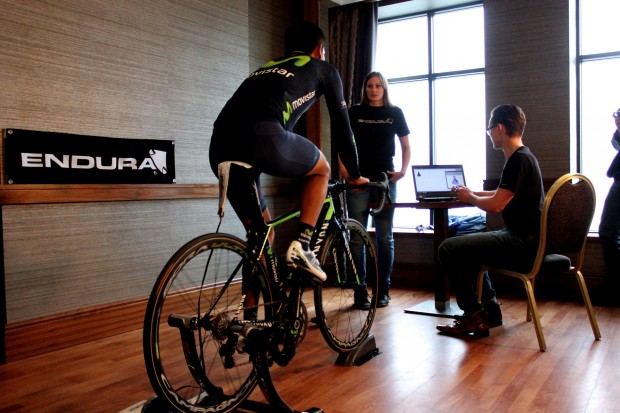 Ein guter Bikefitter macht kein Programm von der Stange, sondern geht individuell auf die Voraussetzungen und Ziele des Kunden ein.