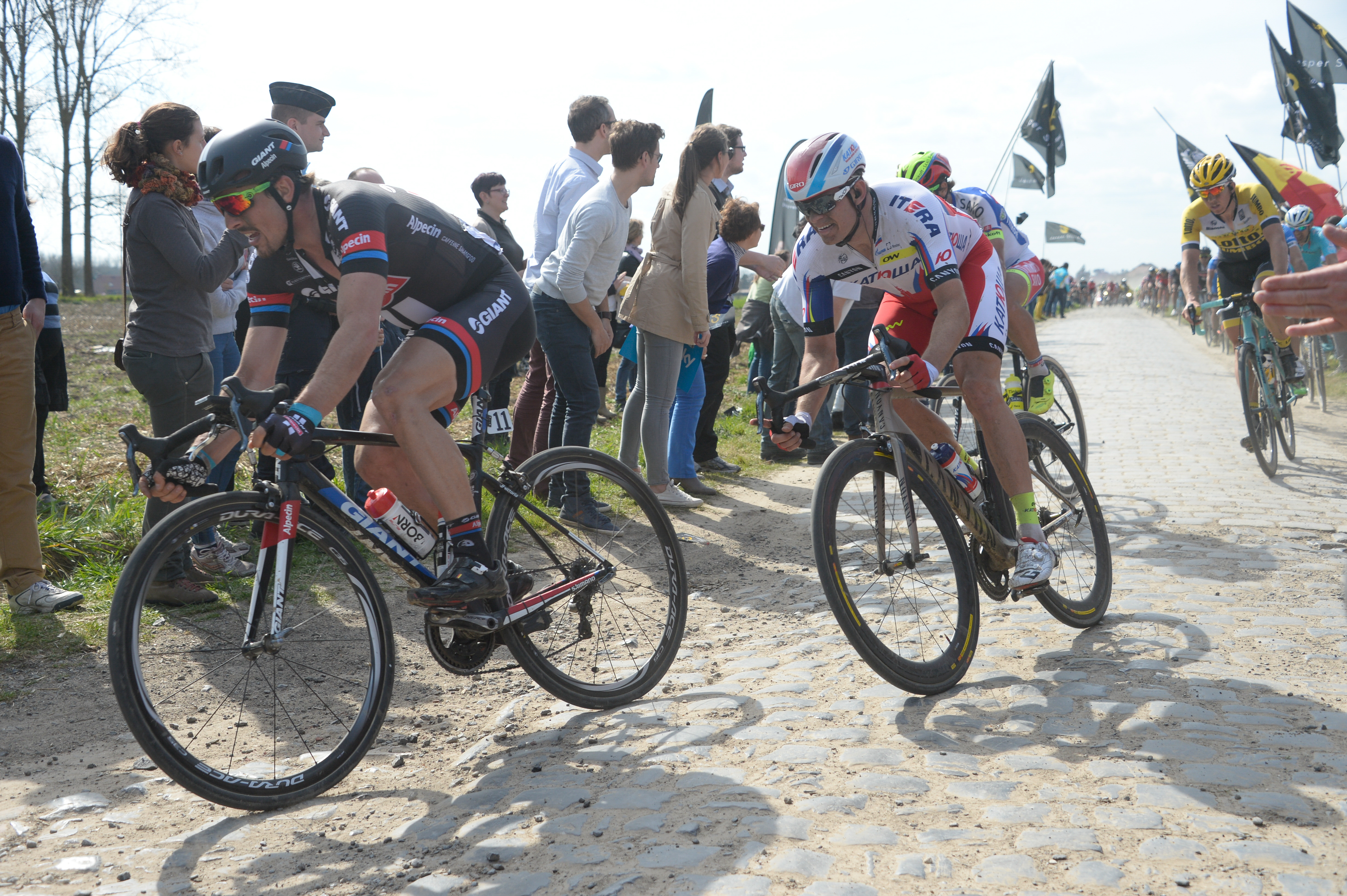 Das Wetter kann auf der Etappe der Pave eine entscheidende Rolle spielen. (Foto: Sirotti)