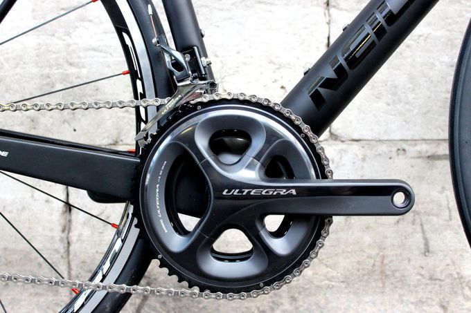 Die meisten Gipfelaspiranten werden in den Pyrenäen von einer kompakten, oder neuerdings auch einer semikompakten Kettenblattkombination profitieren.