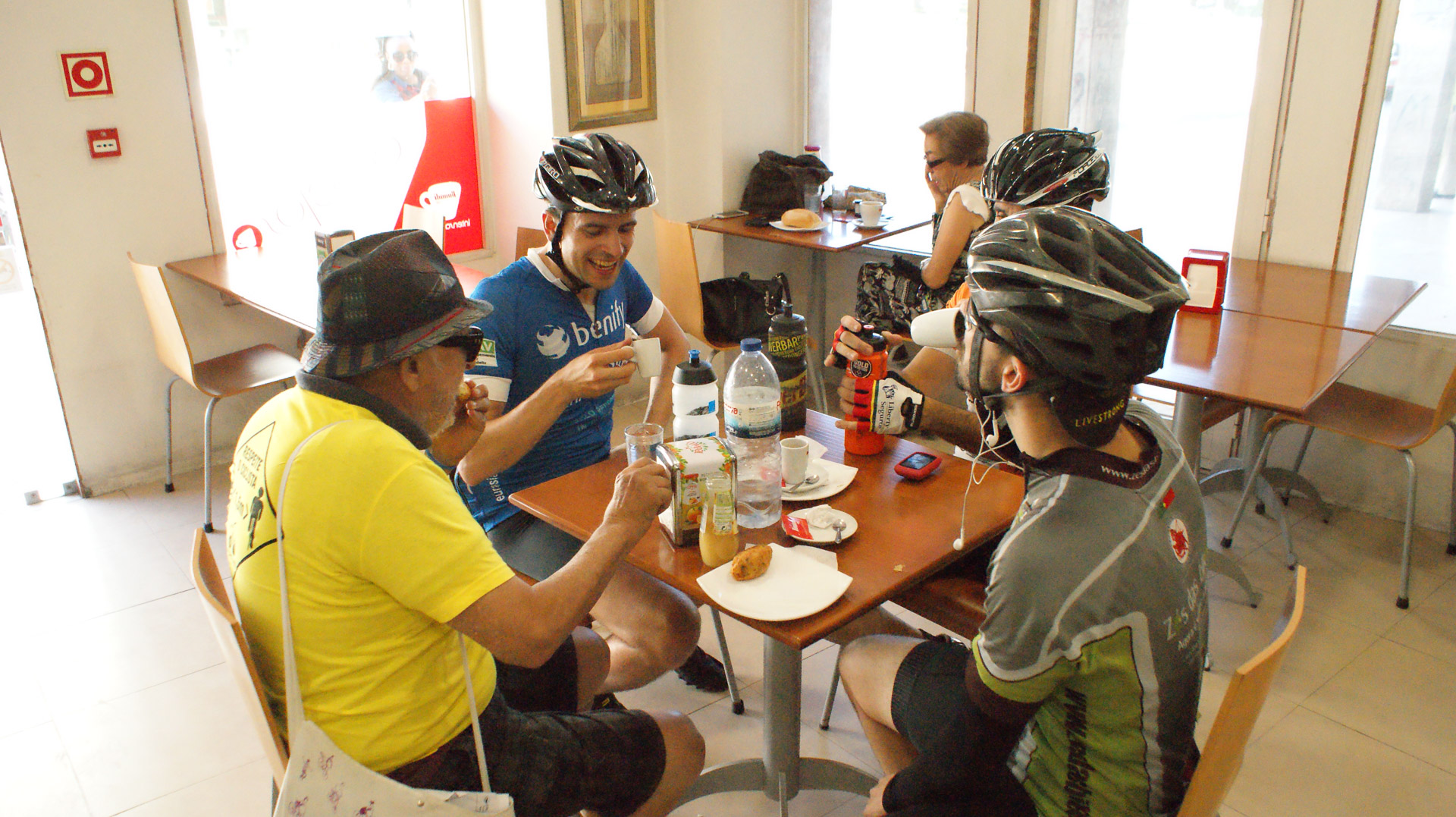 Espresso weckt die Lebensgeister.