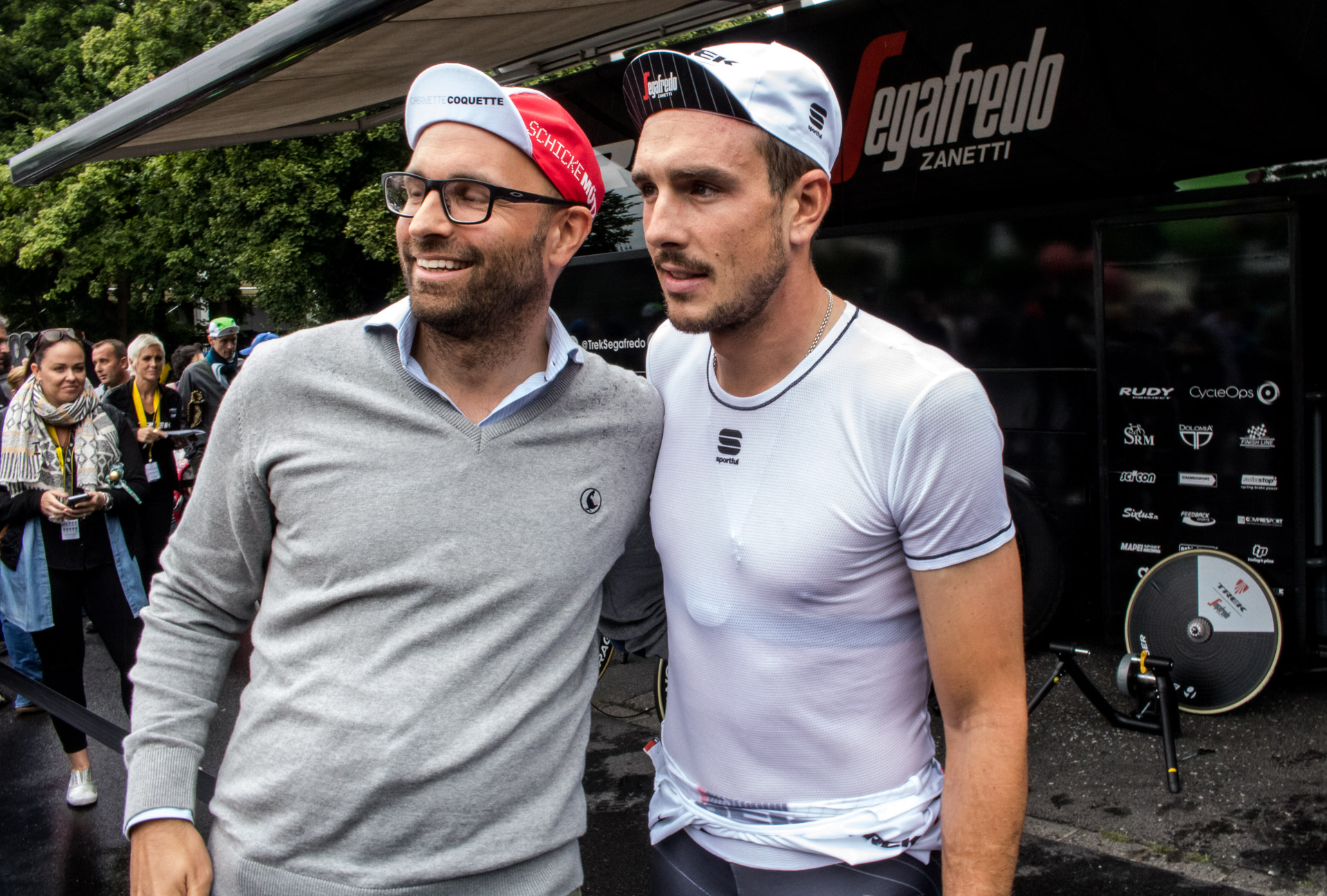 Nicht nur John Degenkolb nahm sich zwischendurch viel Zeit für Erinnerungsfotos und Autogramme.