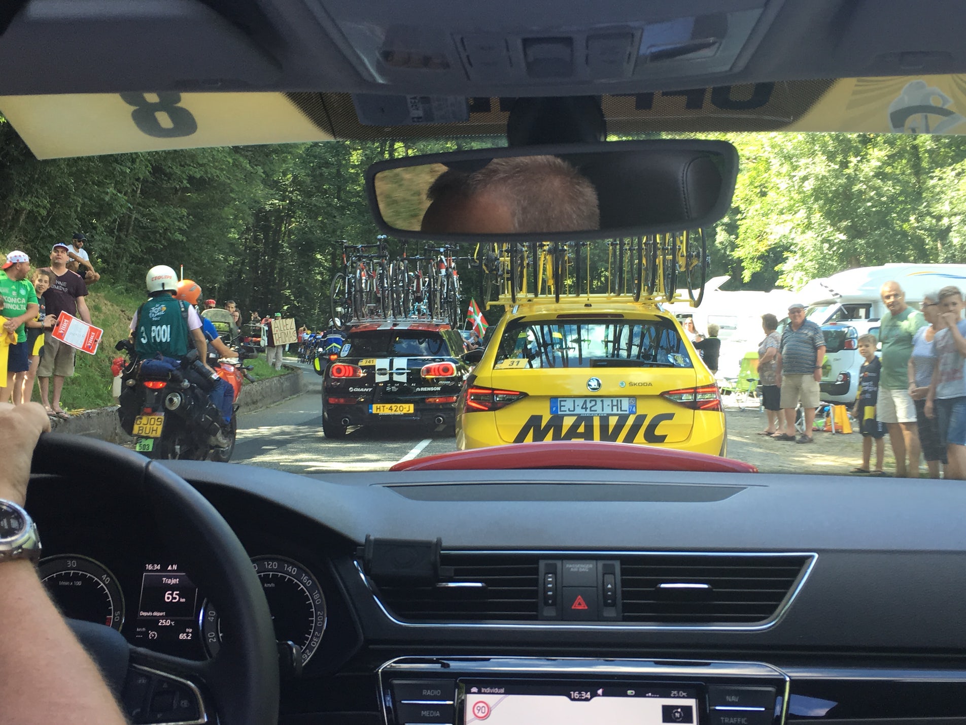 tour-de-france-2017-story-kommissare-2