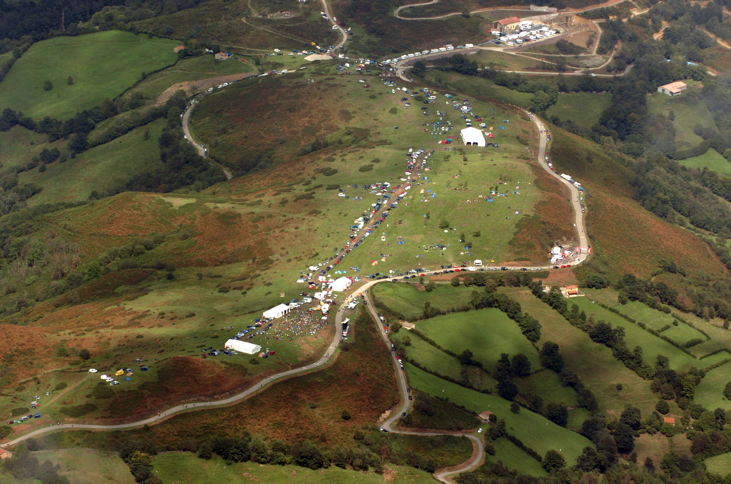 Der berühmt berüchtigte Alto de L'Angliru steht am Ende der vorletzten Etappe - Drama und Spannung sind garantiert. (Foto: Sirotti)