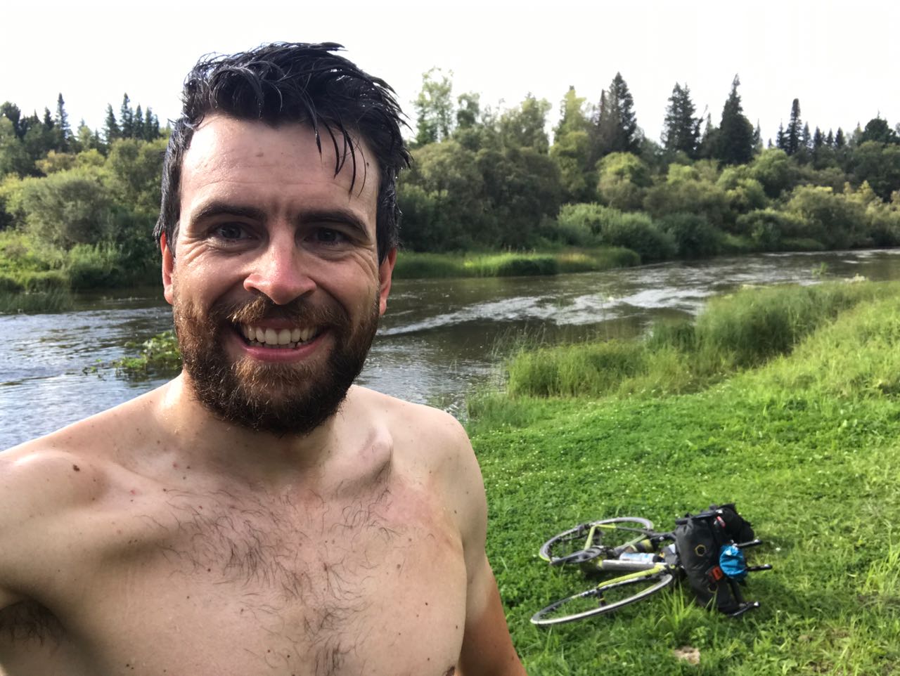 Unterwegs bieten Flüsse und Seen eine willkommene Erfrischung.