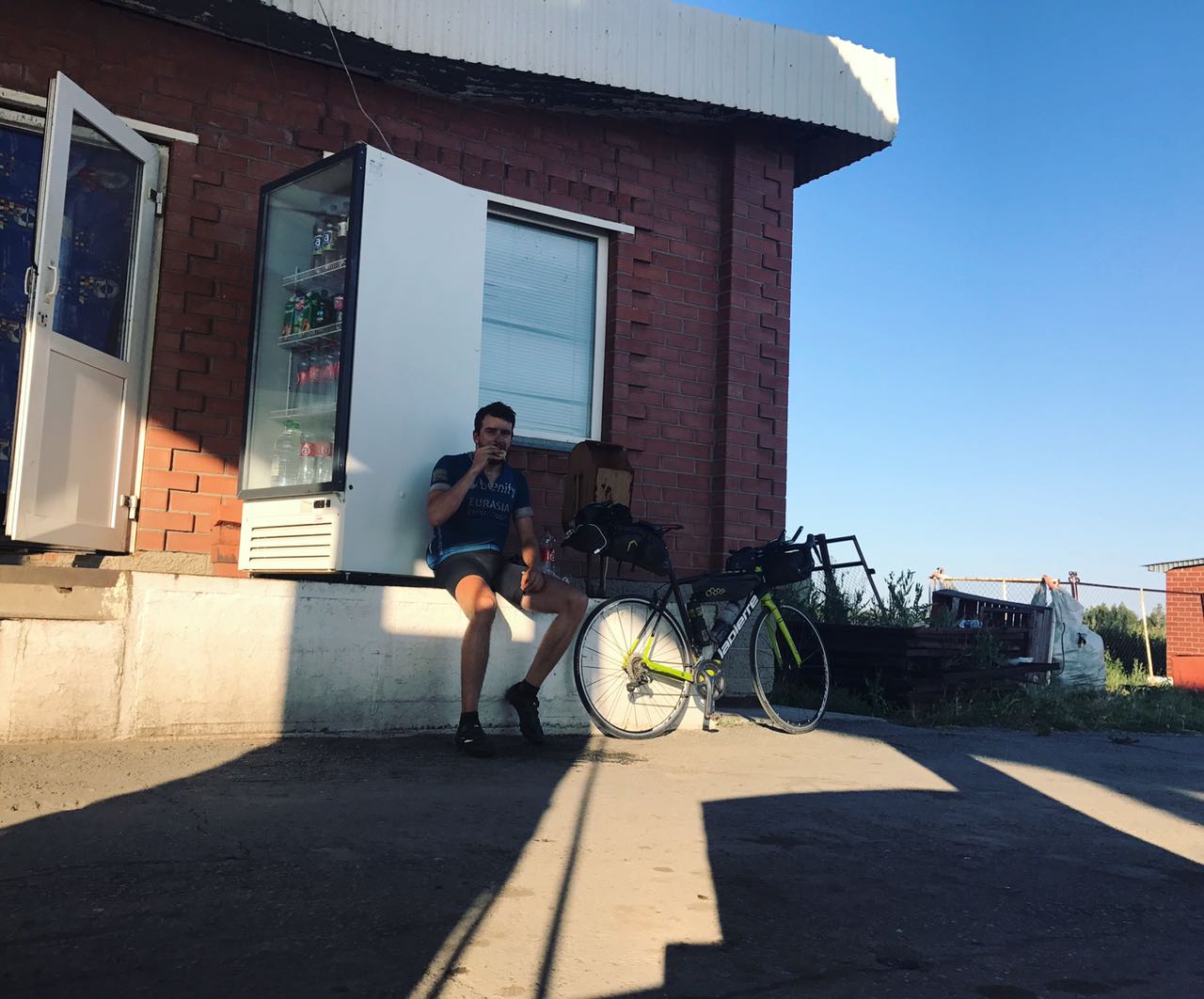 Mittagspause am Kiosk.