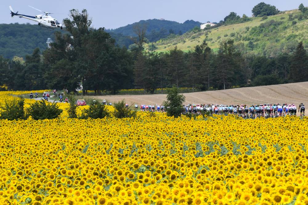 Das Rennen wurde kurzzeitig unterbrochen, als Landwirte demonstrierten und versuchten, das Rennen zu beenenden. (Foto: ©ASO / Pauline Ballet)