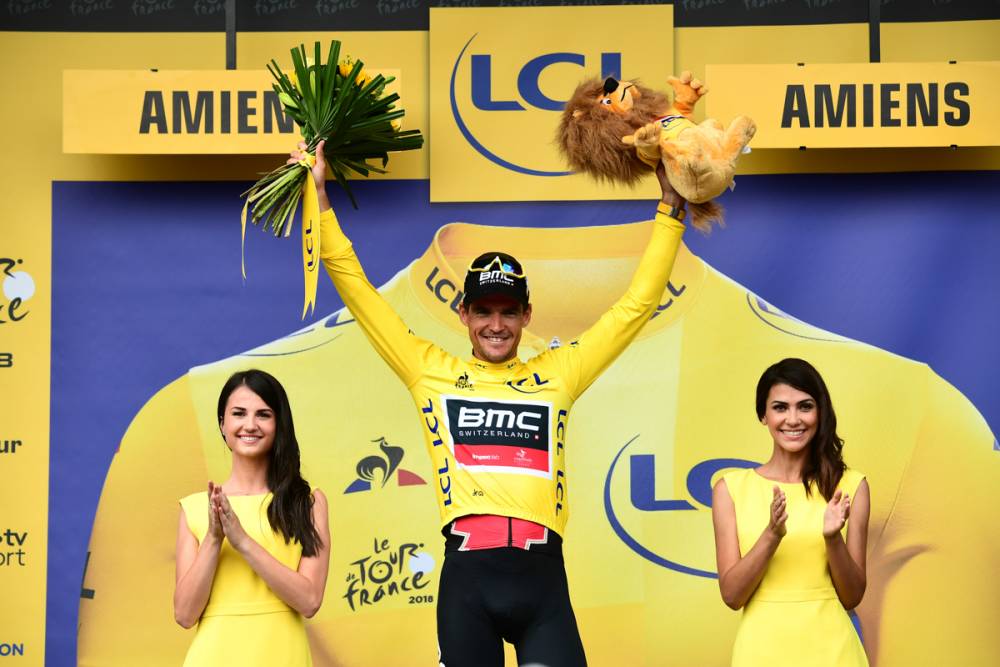 Greg Van Avermaet (BMC Racing Team) bleibt weiterhin in Führung und wird das gelbe Trikot auf der 9. Etappe über das Pave tragen. (Foto: © ASO)
