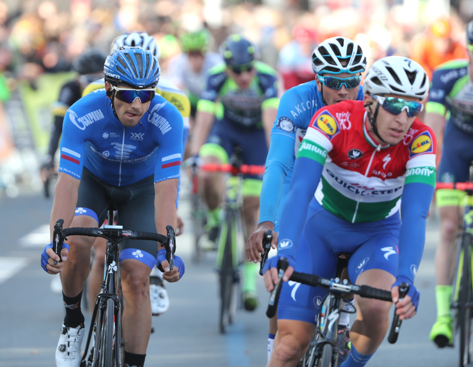 Alexander Porsev erreicht das Ziel 3:03 min nach dem Sieger Max Walscheid (Bild: RSCP)