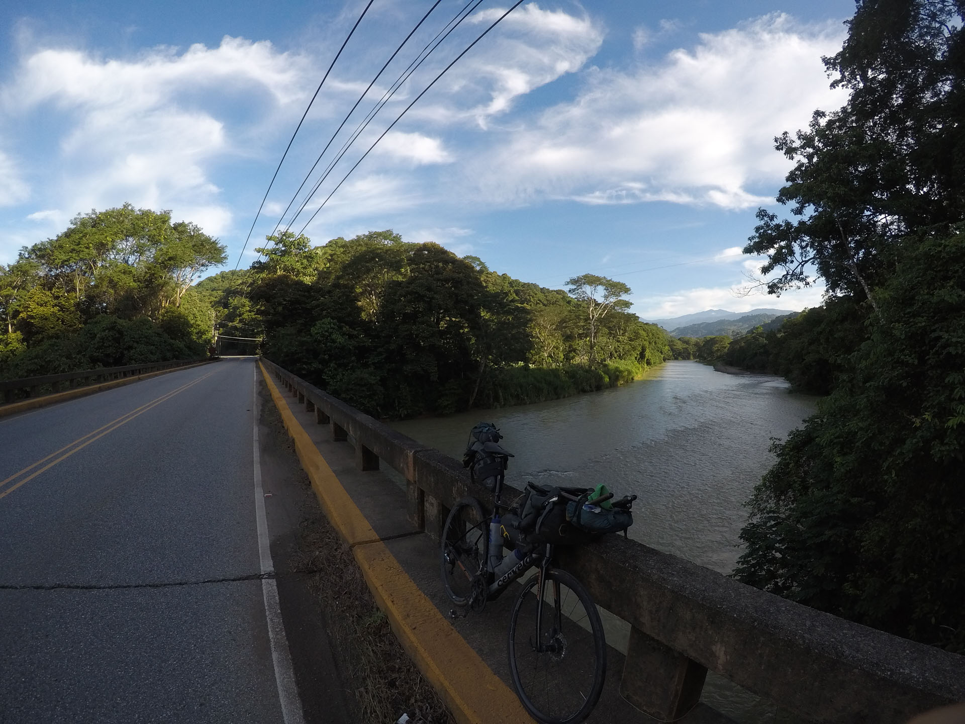 jonas-deichmann-panamericana-solo-panama-05