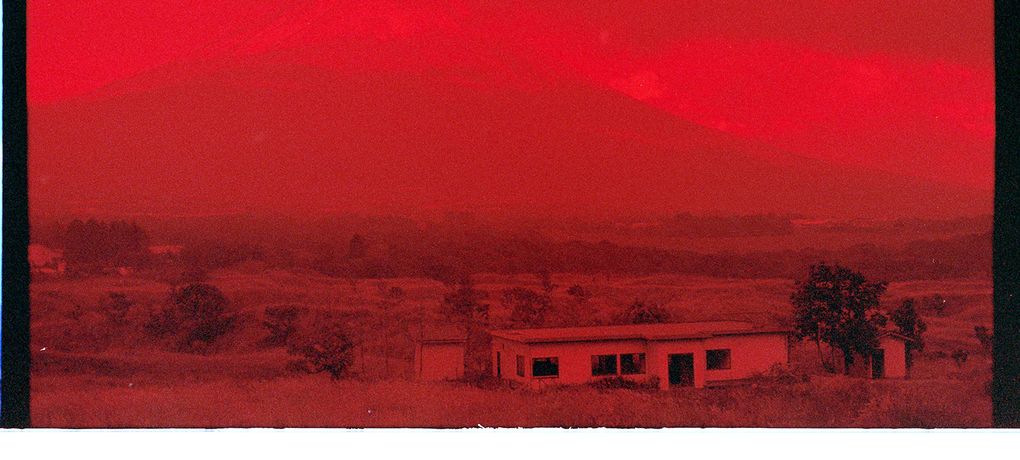 Mount Fuji mit Farbfilm und rotem Filter. Den Effekt mag ich immer wieder ganz gerne.