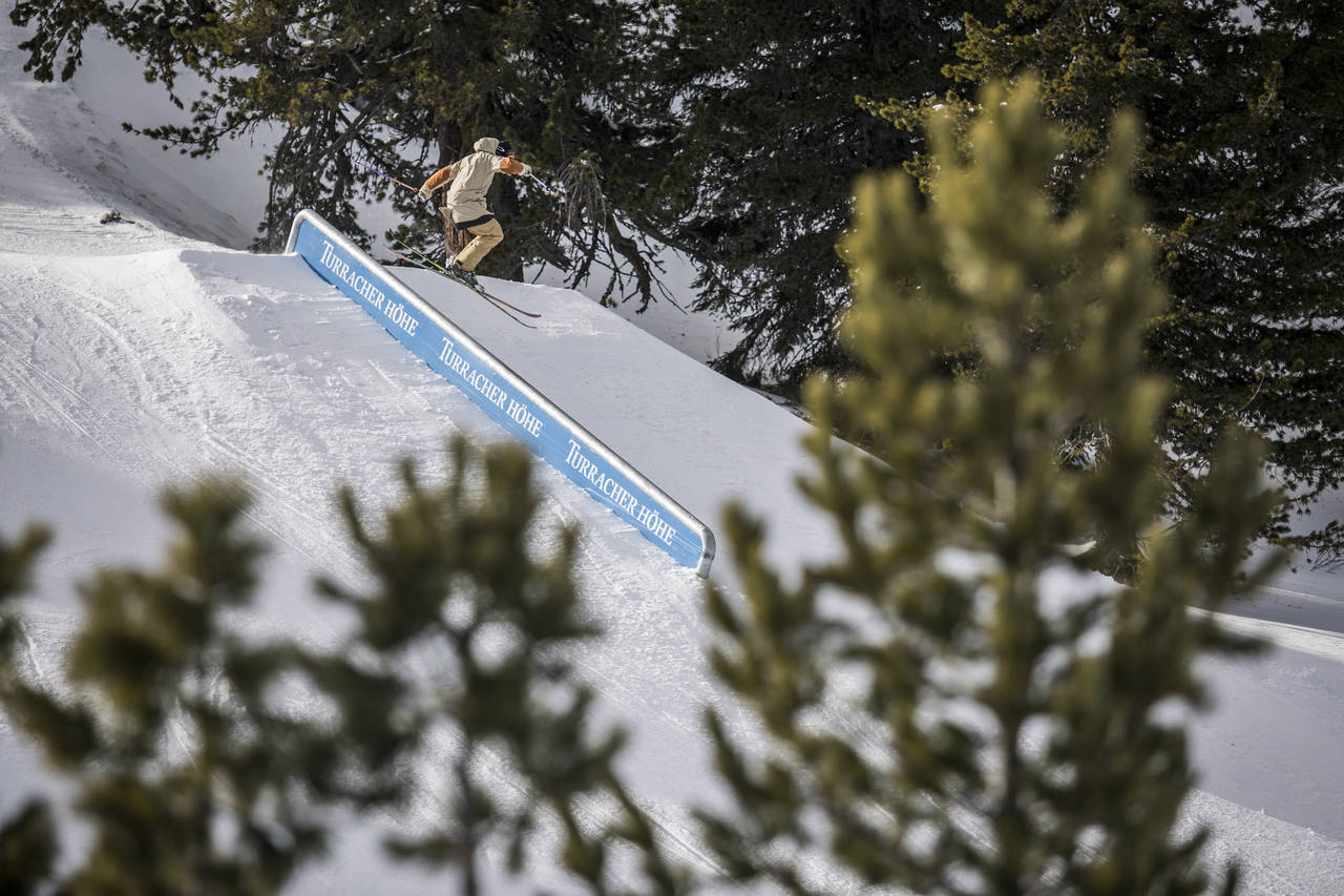 credit: Roland Hachka