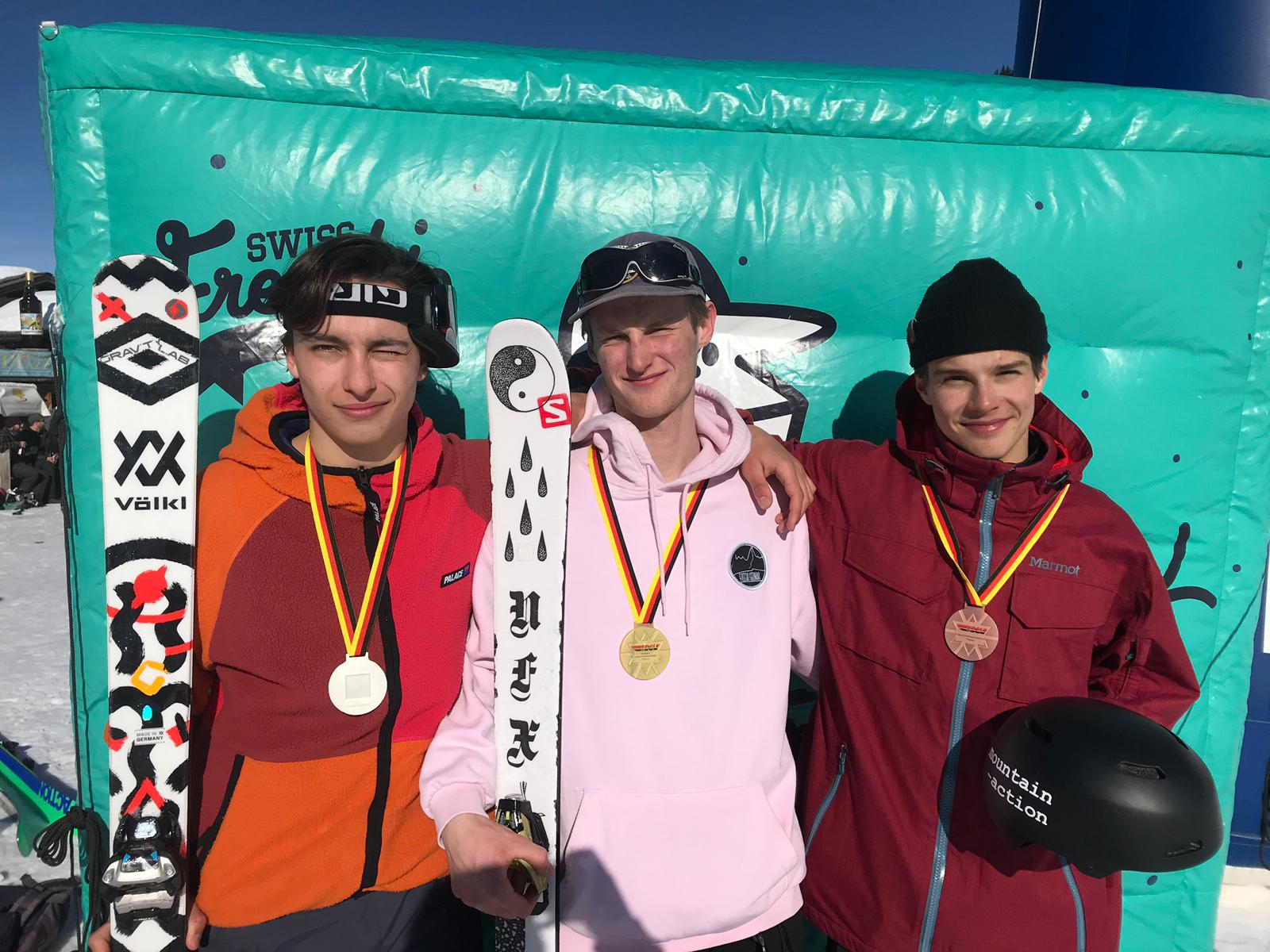 Das Podium der Herren: Luca Schmalschläger, David Zehentner, Jakob Gessner