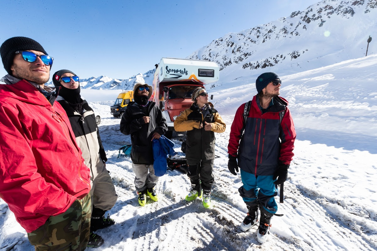 A bunch of Snowmads: Roman Rohrmoser, Neil Williman, Markus Ascher, Jules Zenzmaier, Faban Lentsch