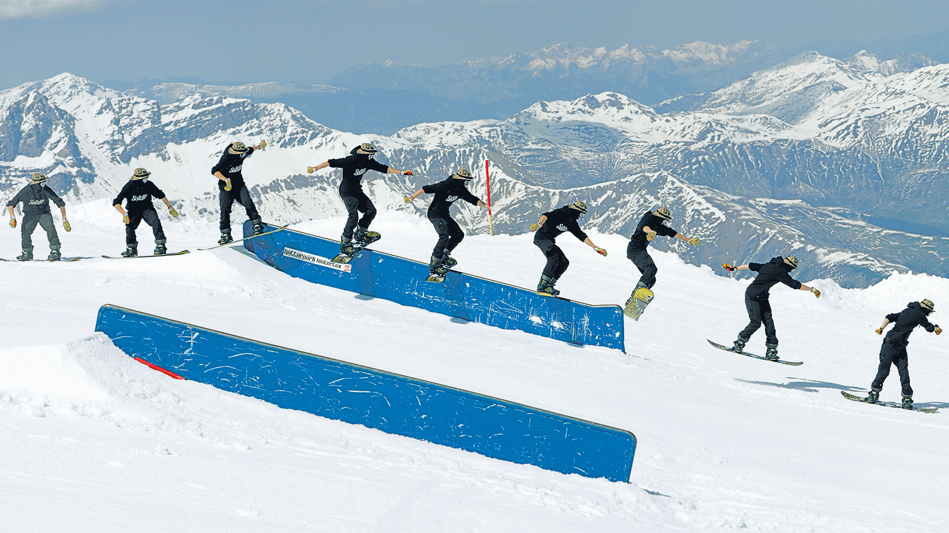Frontside Lipslide Snowboarding Basics Vier Rail