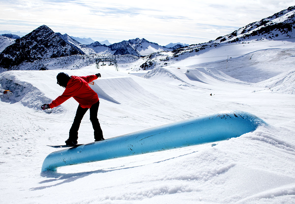 Jede Menge Action für Mädels wird im Snowpark Nesselwang erwartet. Foto: Martina Zollner