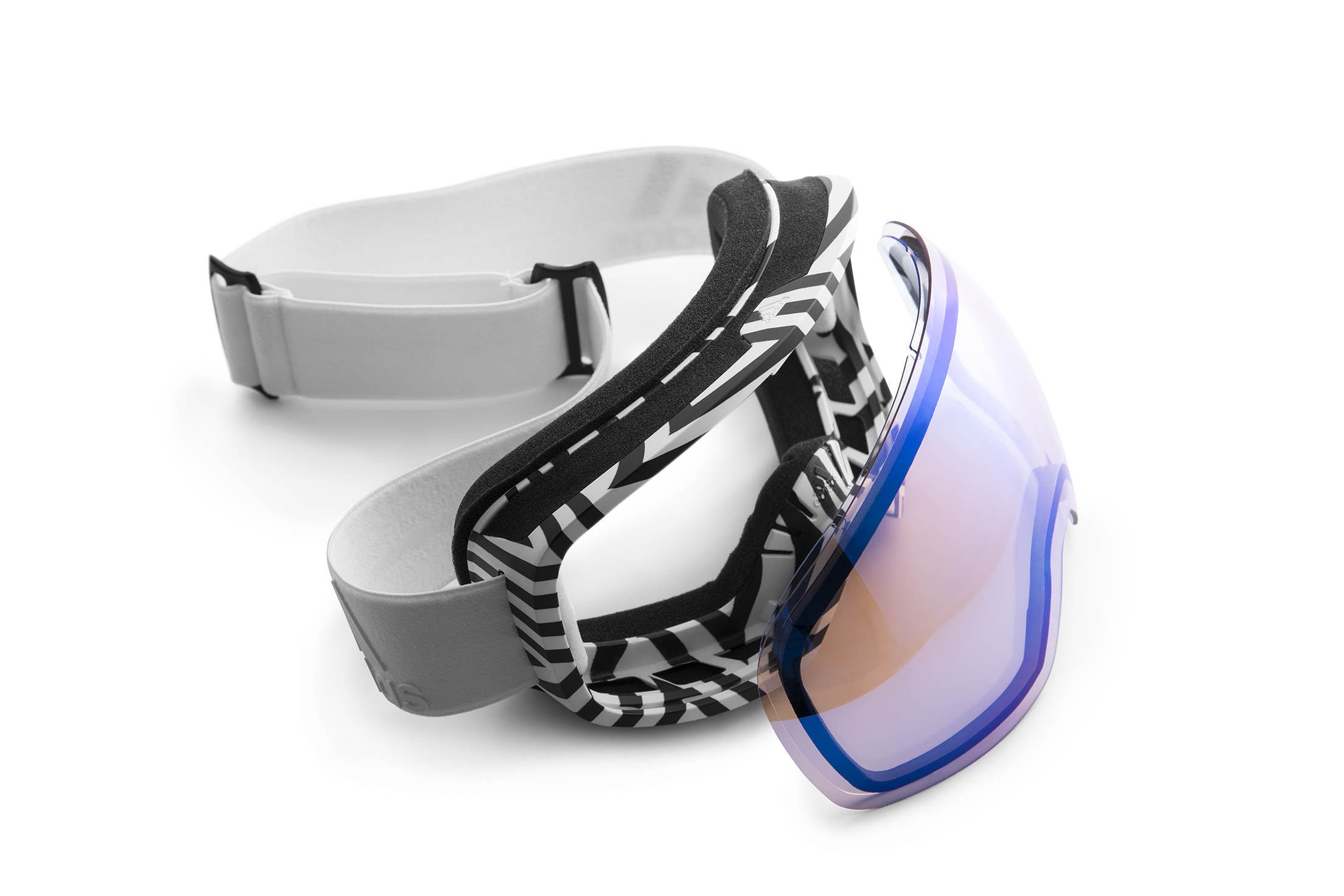 ad86_75_1600_lens-changing