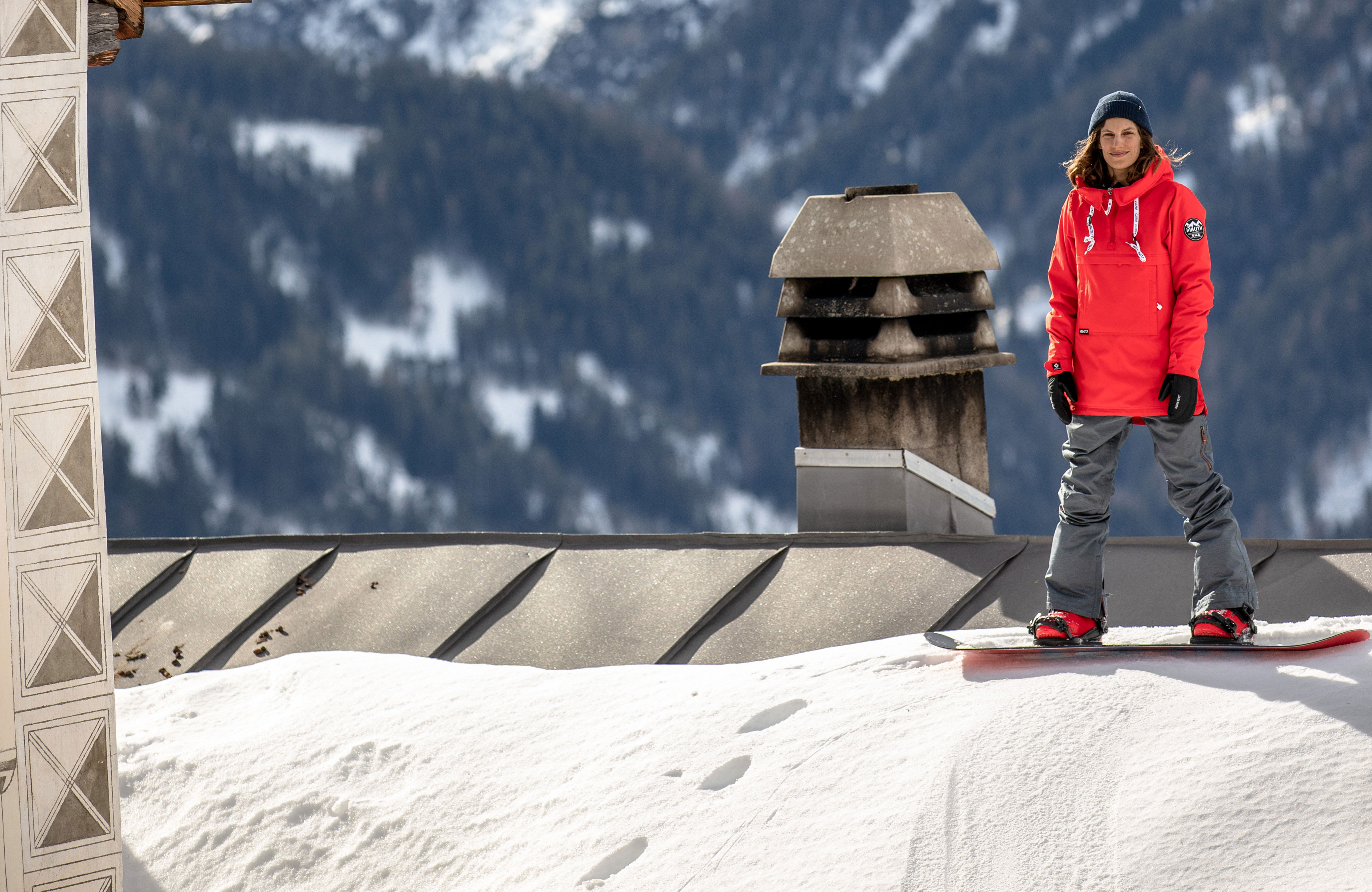 Elena Könz, Elena Koenz, A Chasa