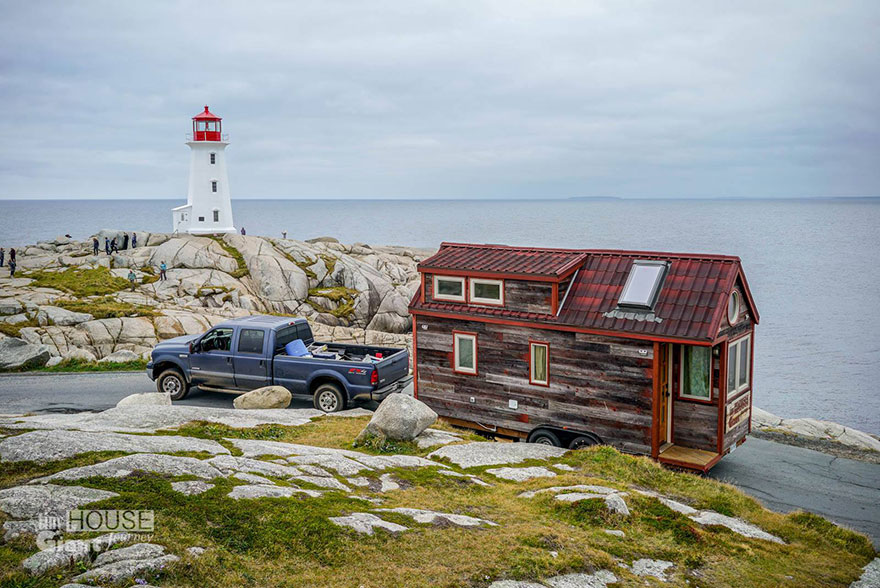 Mit einem Tiny House um die Welt - Surfers Mag Mit einem Tiny House um die Welt - Surfers Mag