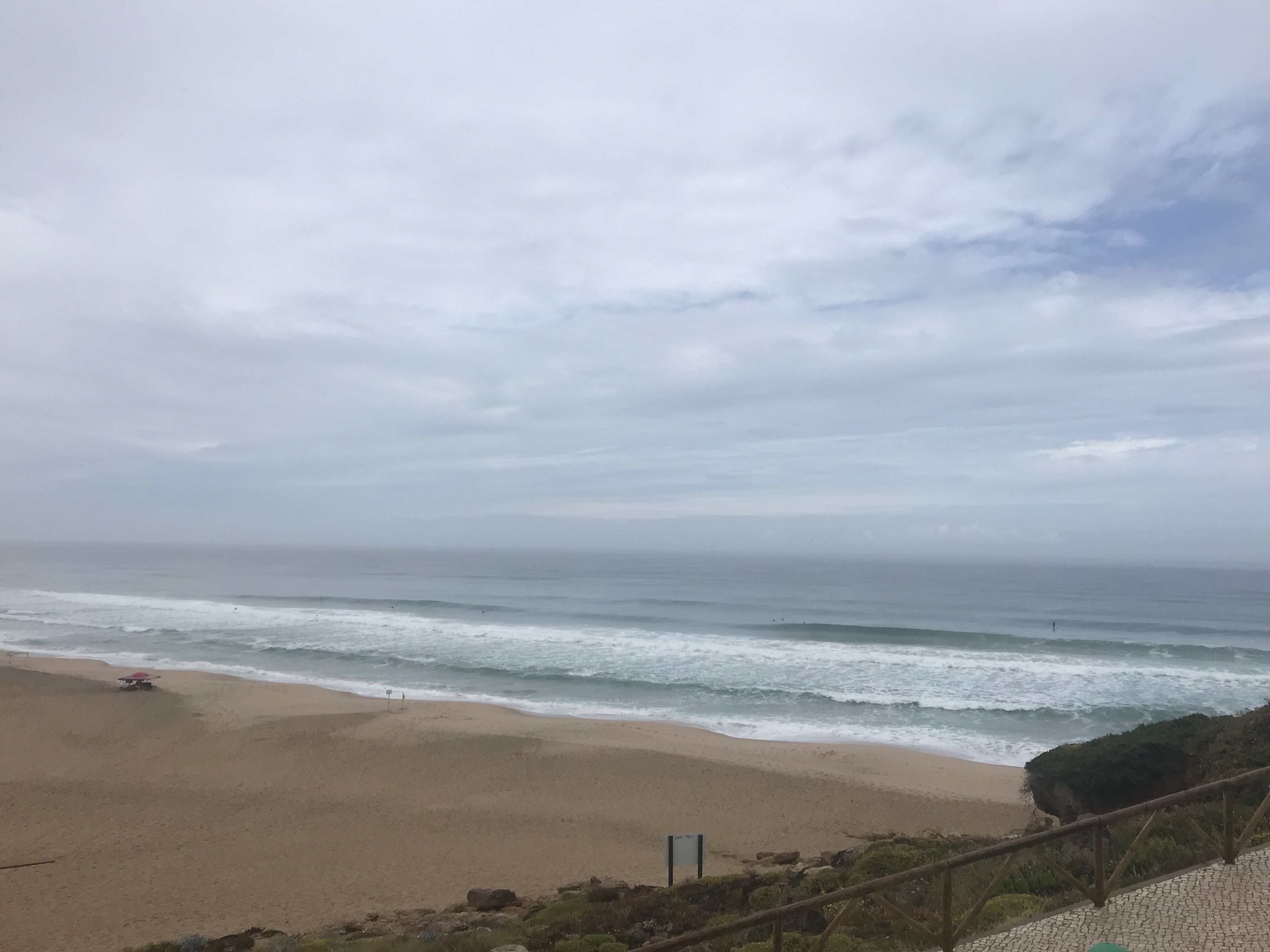 Der Portugal Surcamp Homebreak Sao Juliao.