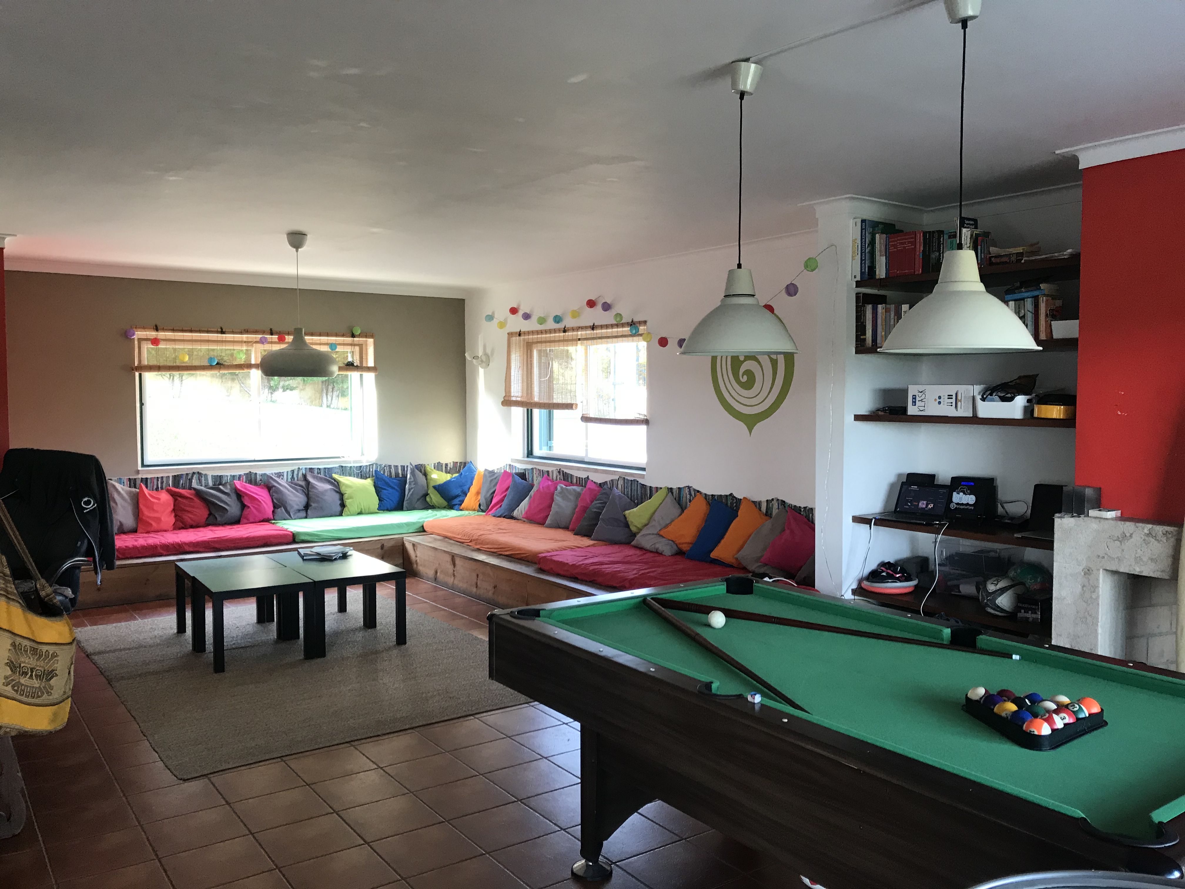 Der Chill Bereich des Portugal Surfcamps.